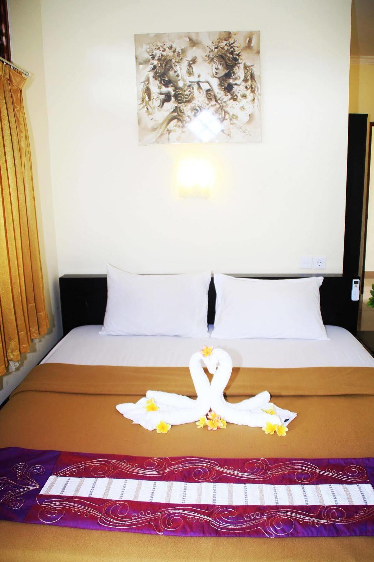 Vaccinated Staff - Oyo 3523 Gong Corner Homestay Kuta Lombok Buitenkant foto