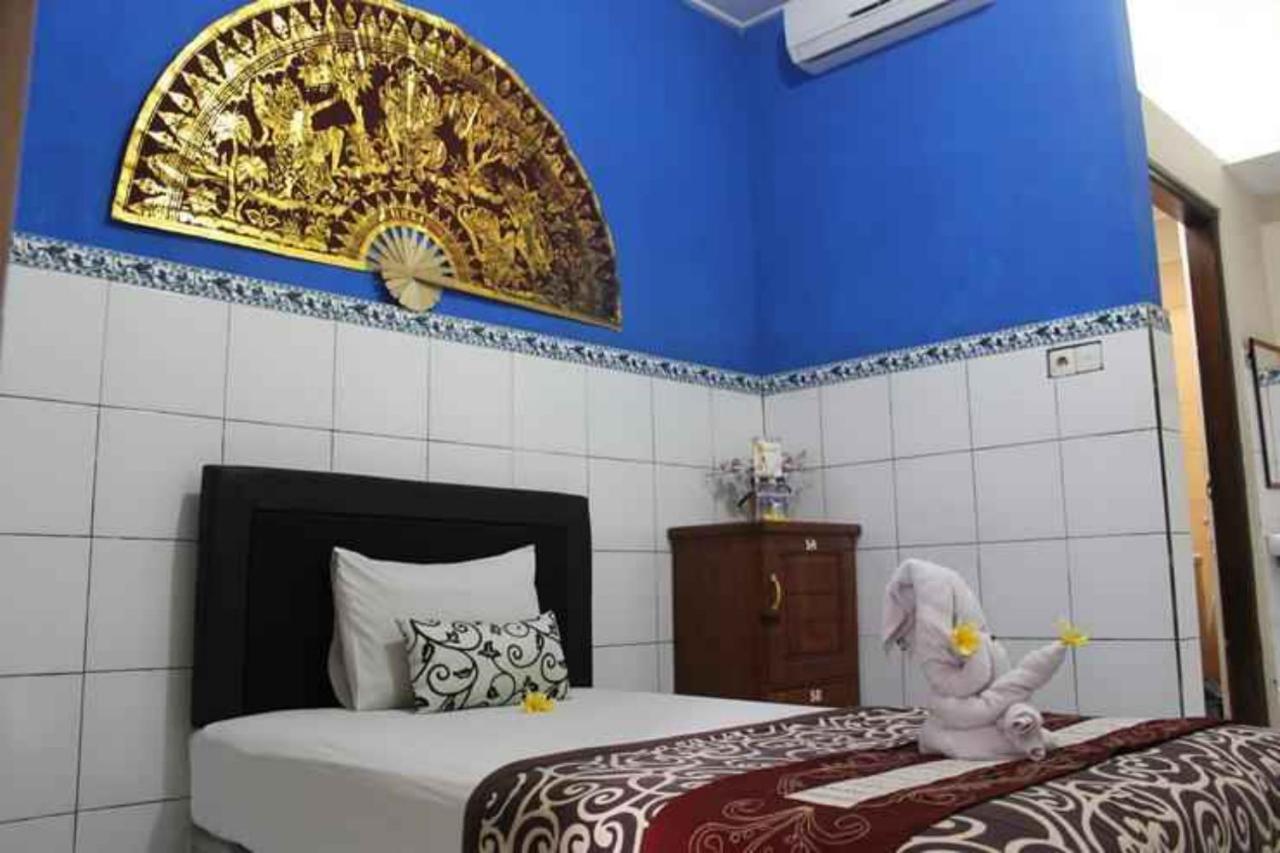 Vaccinated Staff - Oyo 3523 Gong Corner Homestay Kuta Lombok Buitenkant foto